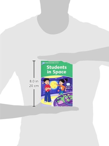 Dolphin Readers: Level 3: 525-Word VocabularyStudents In Space