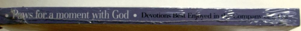 Paws for a Moment With God: Devotions Best Enjoyed in the Company of a Cat