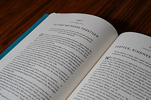 Truth for Life: 365 Daily Devotions (A Gospel-Saturated Gift Devotional for the Entire Year - Includes a Yearly Bible Reading Plan, Durable Cover, and Ribbon Marker; Perfect for the New Year)