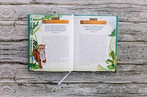 Adventure Bible Daily Devotional for Kids: A 365-Day Guide to Understanding the Bible