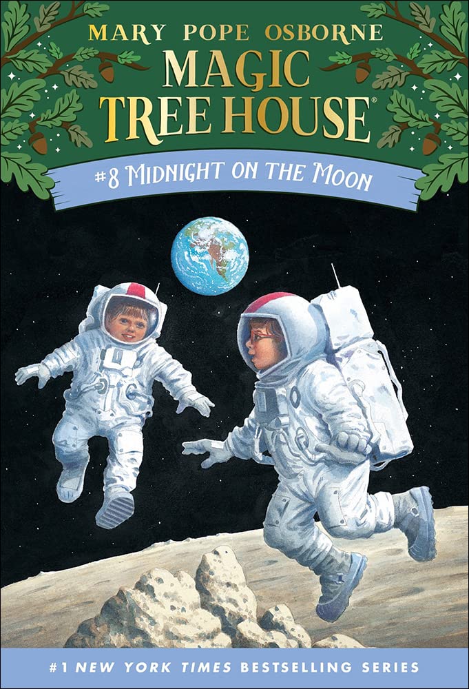 Midnight on the Moon (Magic Tree House)