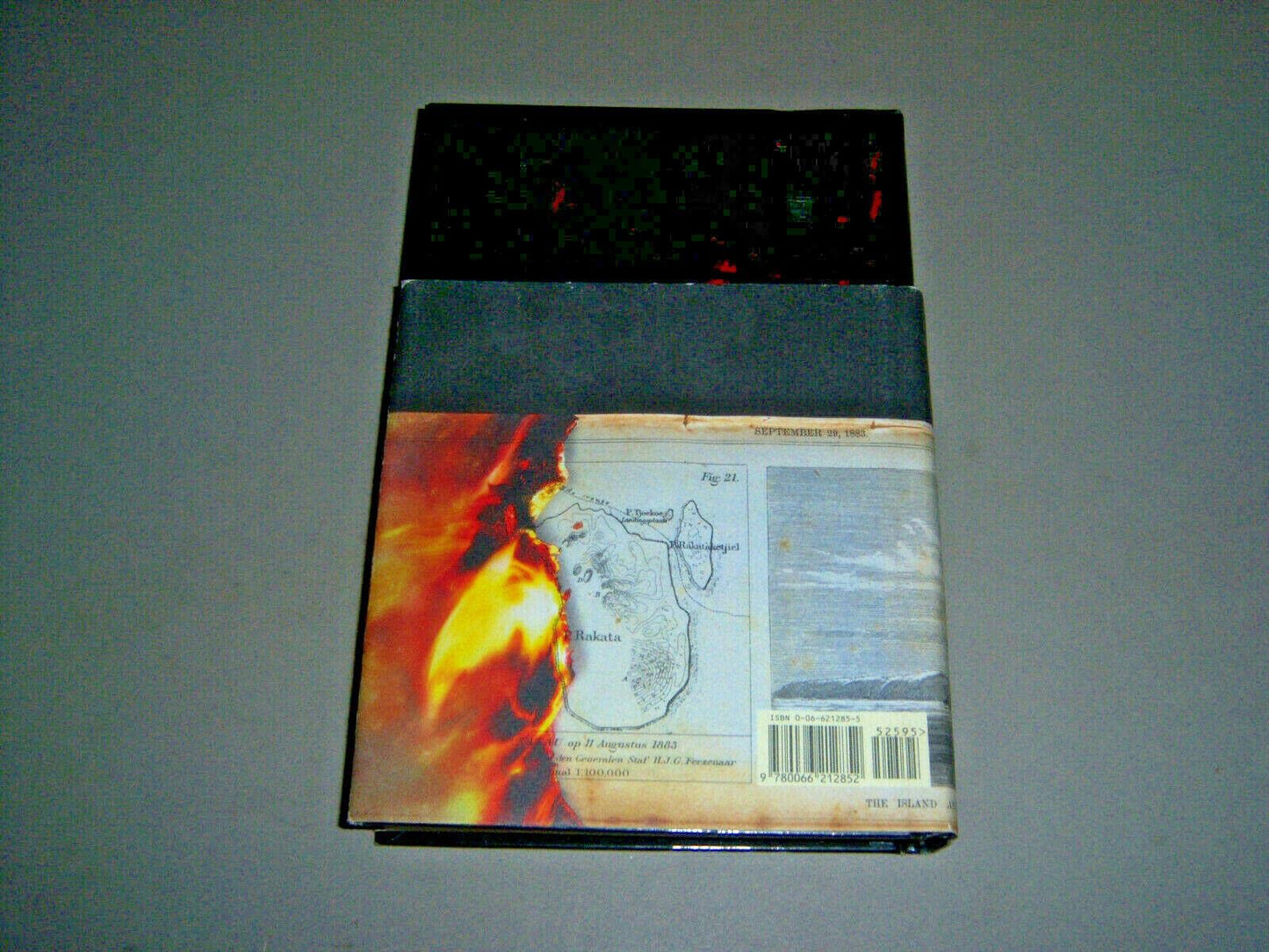 Krakatoa: The Day the World Exploded by Simon Winchester