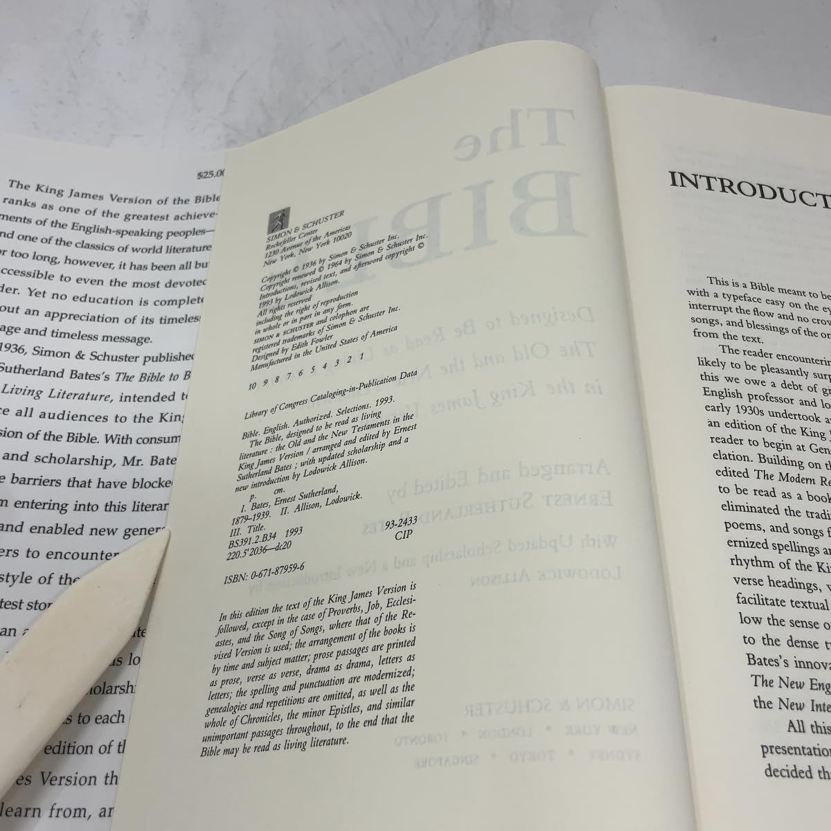 The Bible: Designed to be Read as Living Literature, the Old and the New Testaments in the King James Version