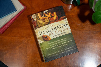 Nelson's Illustrated Bible Dictionary: New and Enhanced Edition