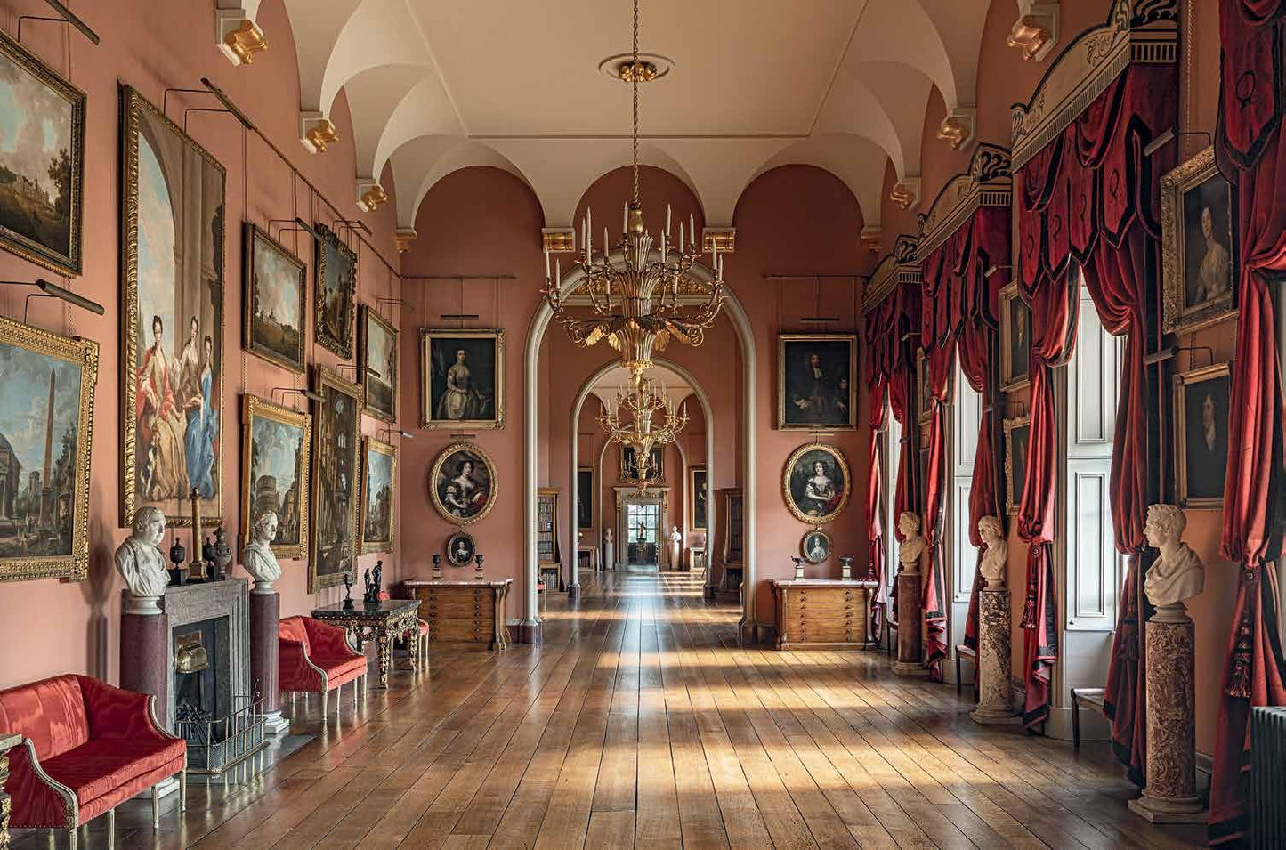 Castle Howard: A Grand Tour of England's Finest Country House