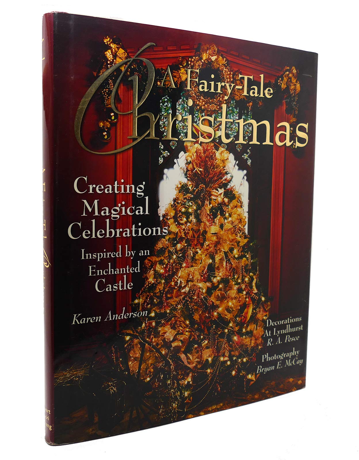 A Fairy-Tale Christmas: Creating Magical Celebrations Inspired by an Enchanted Castle