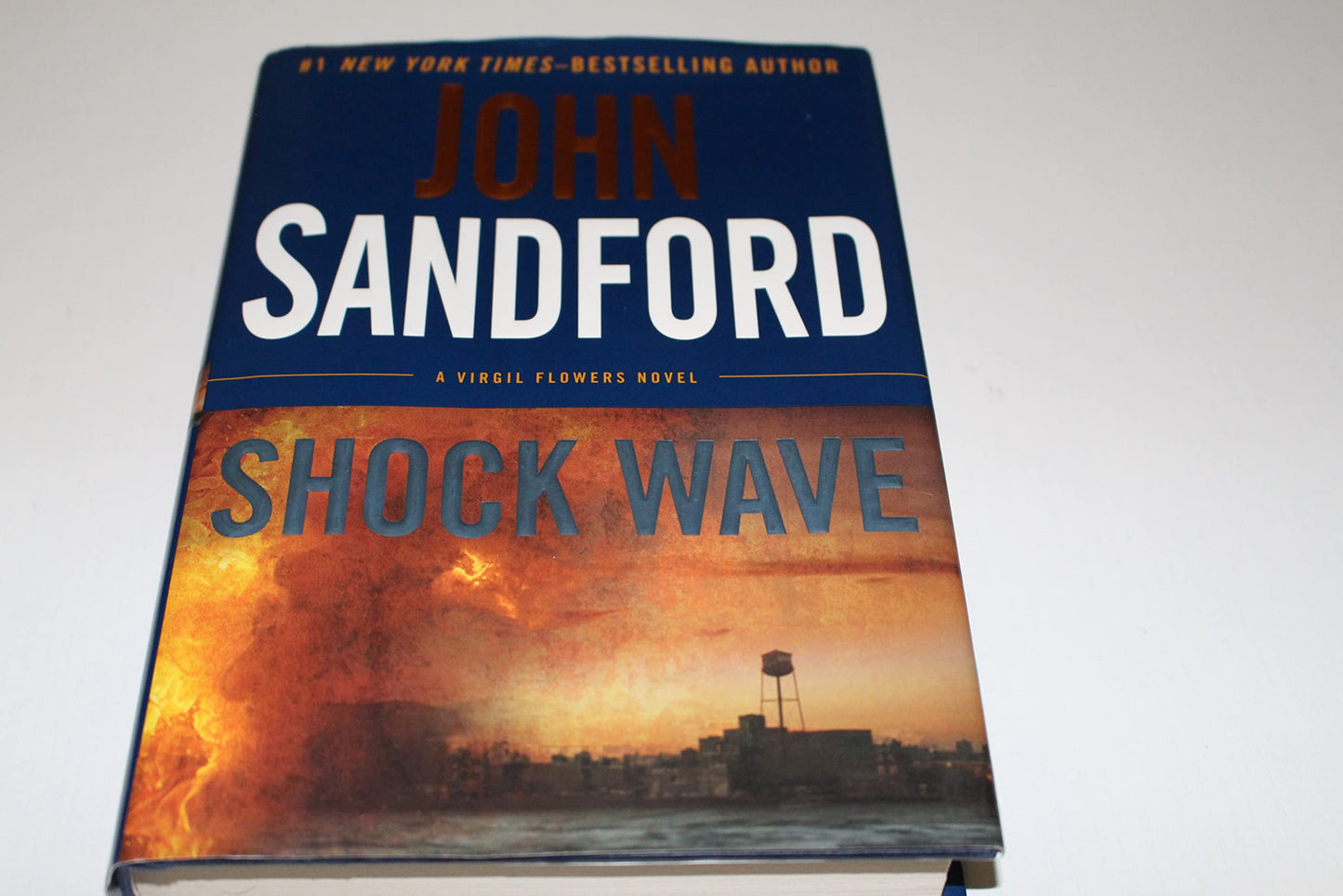 Shock Wave (A Virgil Flowers Novel)