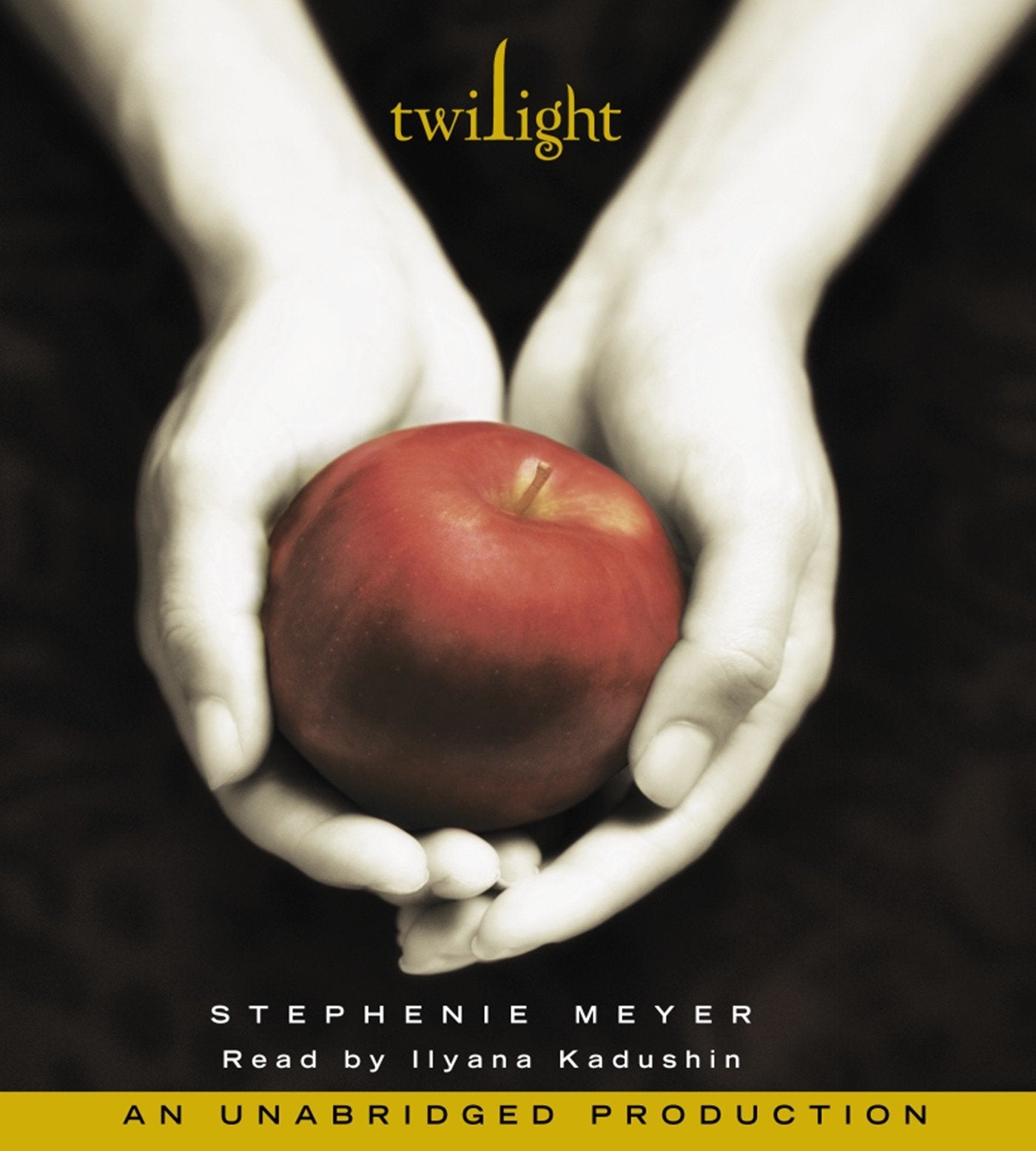 Twilight (The Twilight Saga, Book 1) by Meyer, Stephenie