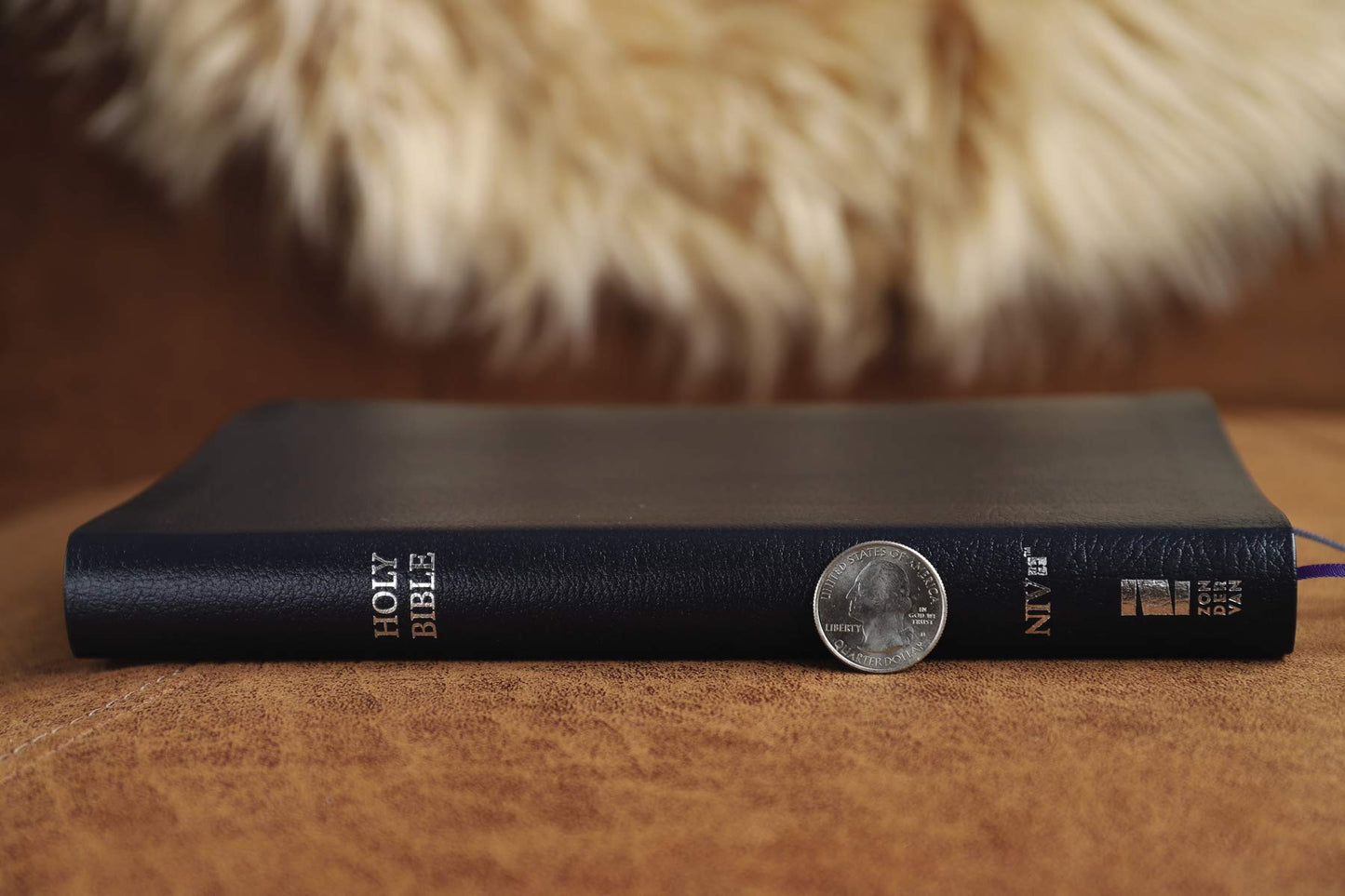 NIV Thinline Bible Bonded Leather Navy Red Letter