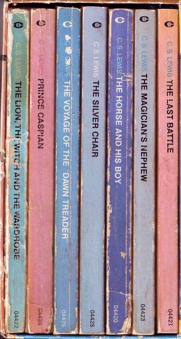 Chronicles of Narnia 7-Book Deluxe Hardcover Set