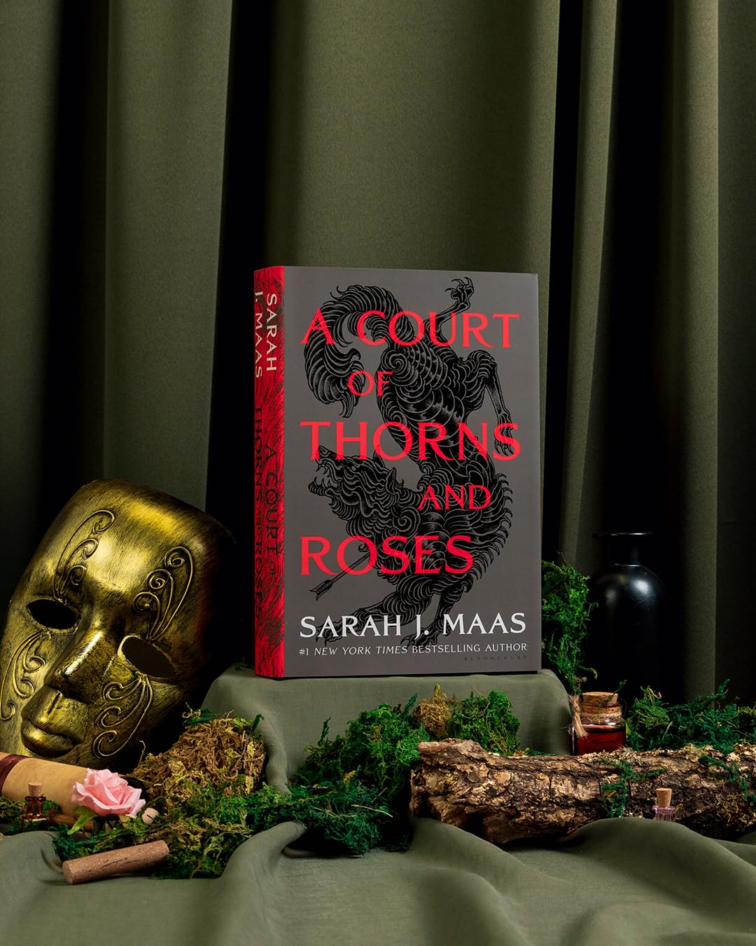 A Court of Thorns and Roses