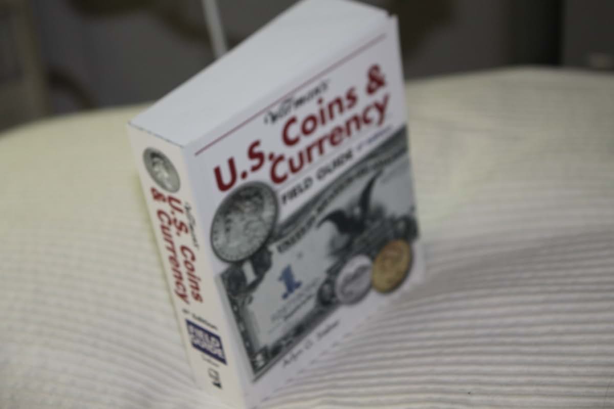 Warman's U.S. Coins & Currency Field Guide: Values and Identification