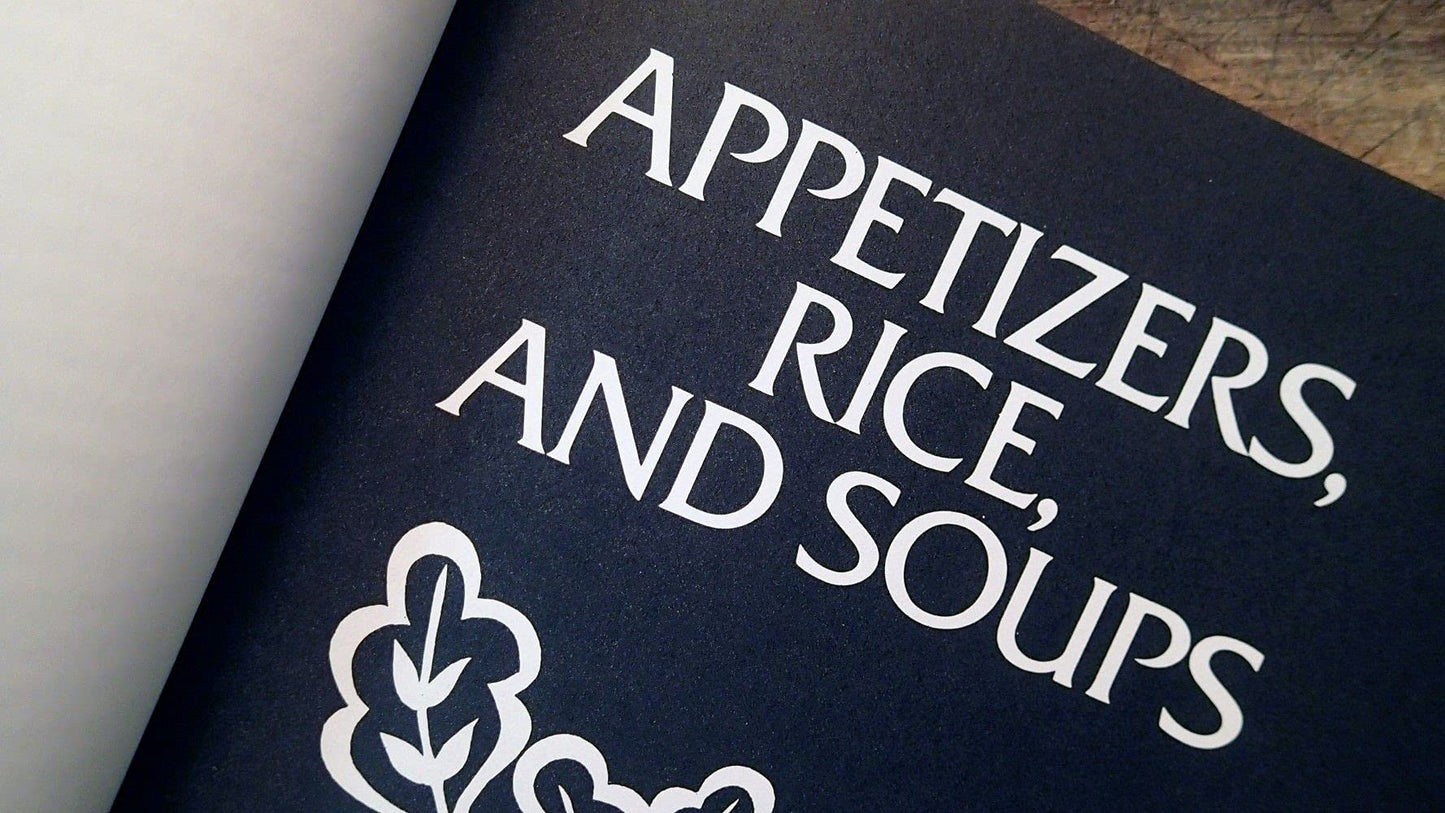 Henry Chung's Hunan Style Chinese Cookbook by Chung, Henry
