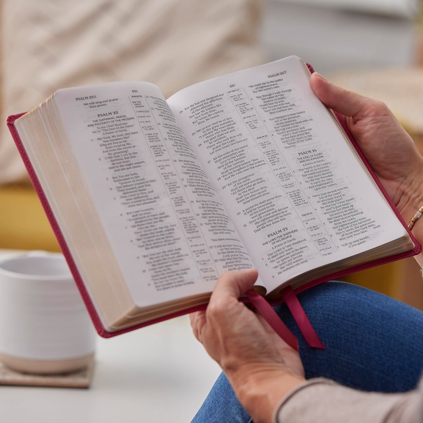 NKJV, Compact Center-Column Reference Bible, Brown Leathersoft, Red Letter, Comfort Print