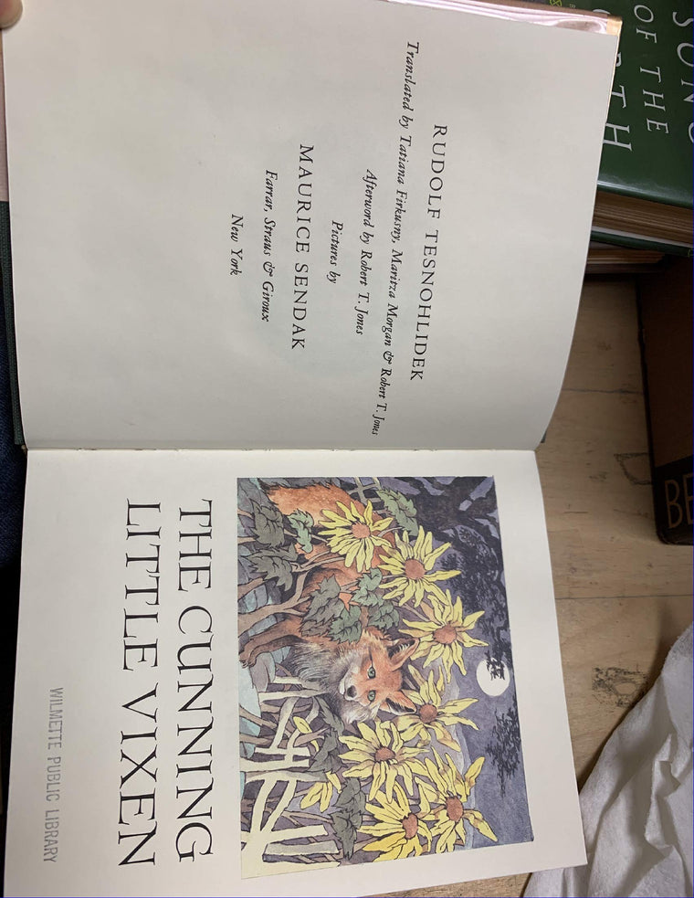 The Cunning Little Vixen (English and Czech Edition) — back cover