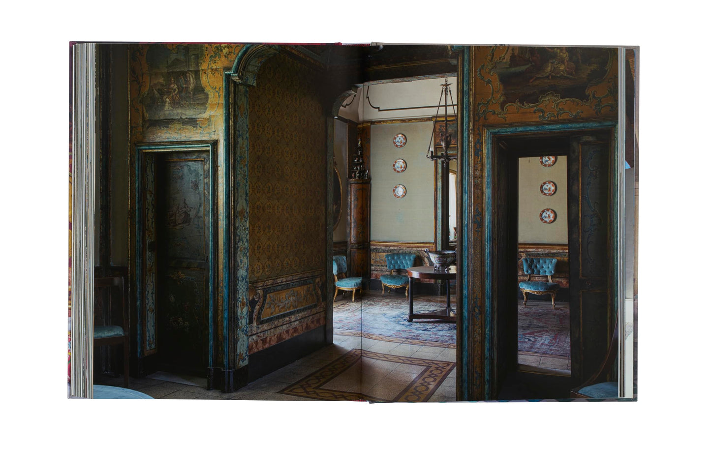 Inside Sicily: Celebrate Sicilys history, culture, and natural beauty with an exclusive look inside its most fascinating homes