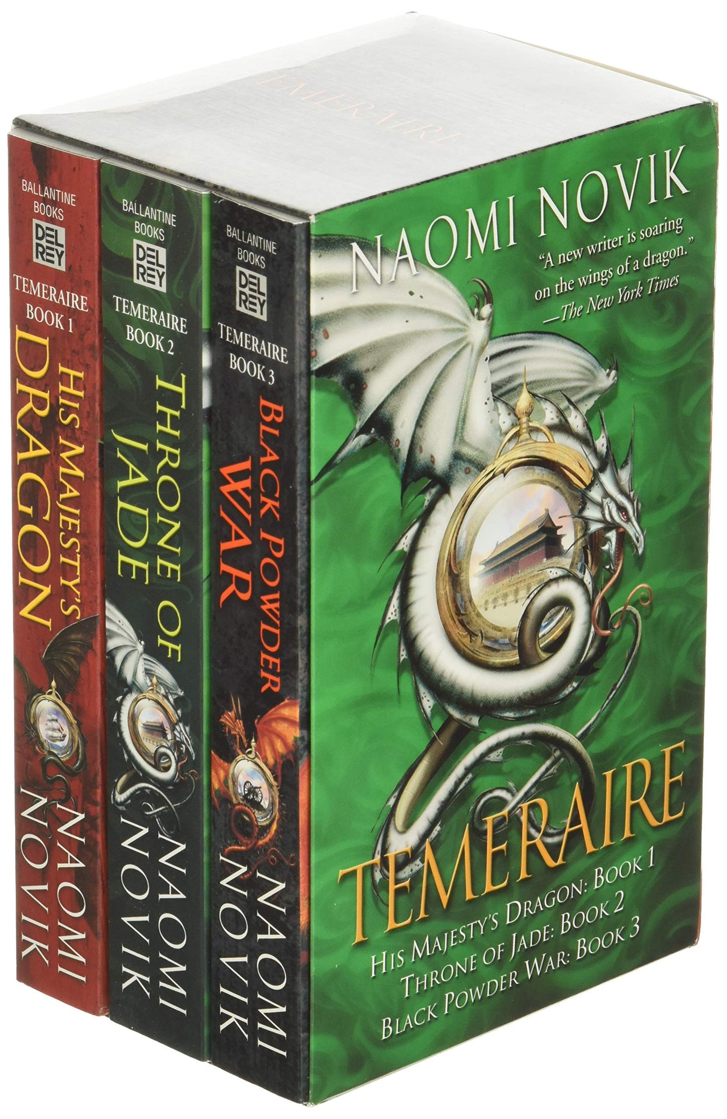 His Majesty's Dragon: Book 1 / Throne of Jade: Book 2 / Black Powder War: Book 3 (Temeraire Box Set)