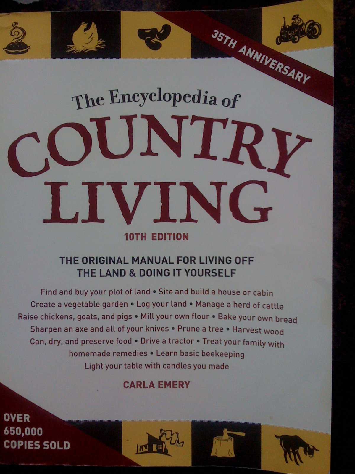 The Encyclopedia of Country Living, 10th Edition