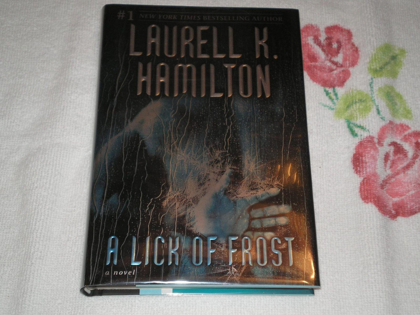 A Lick of Frost (Meredith Gentry, Book 6) by Hamilton, Laure