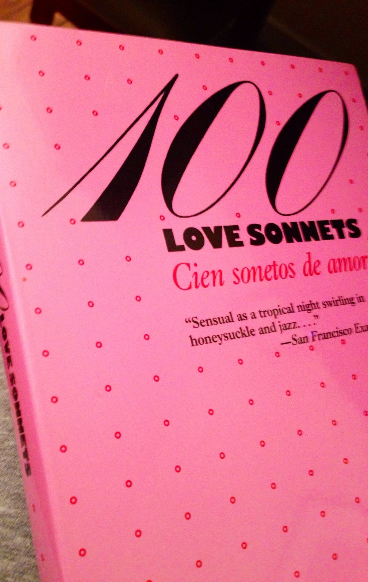 100 Love Sonnets: Cien sonetos de amor (Texas Pan American Series) (English and Spanish Edition)