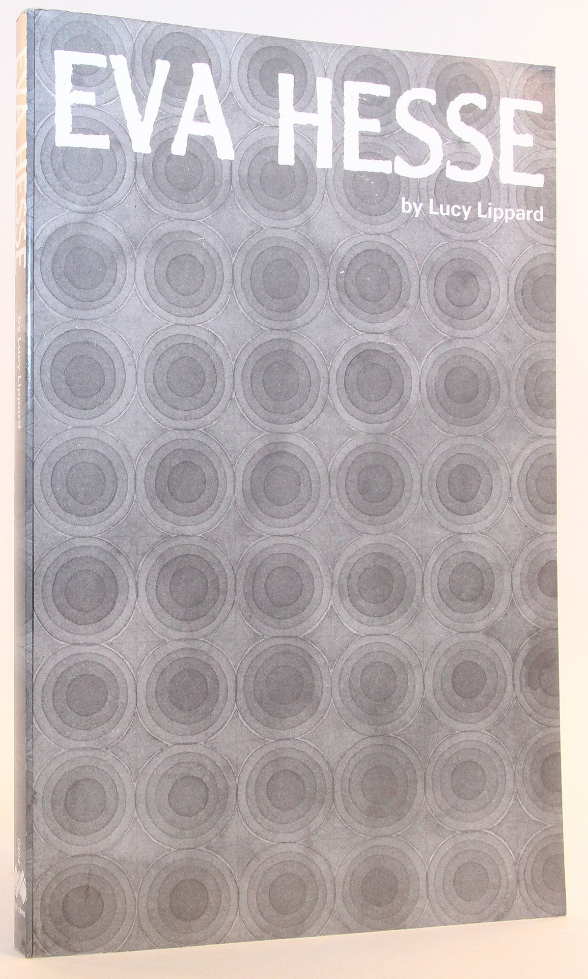 Eva Hesse by Lippard, Lucy R.