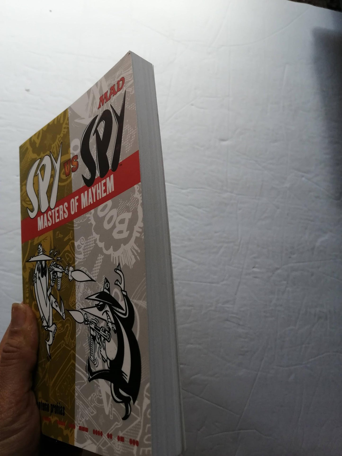 Spy vs Spy Masters of Mayhem (Mad)