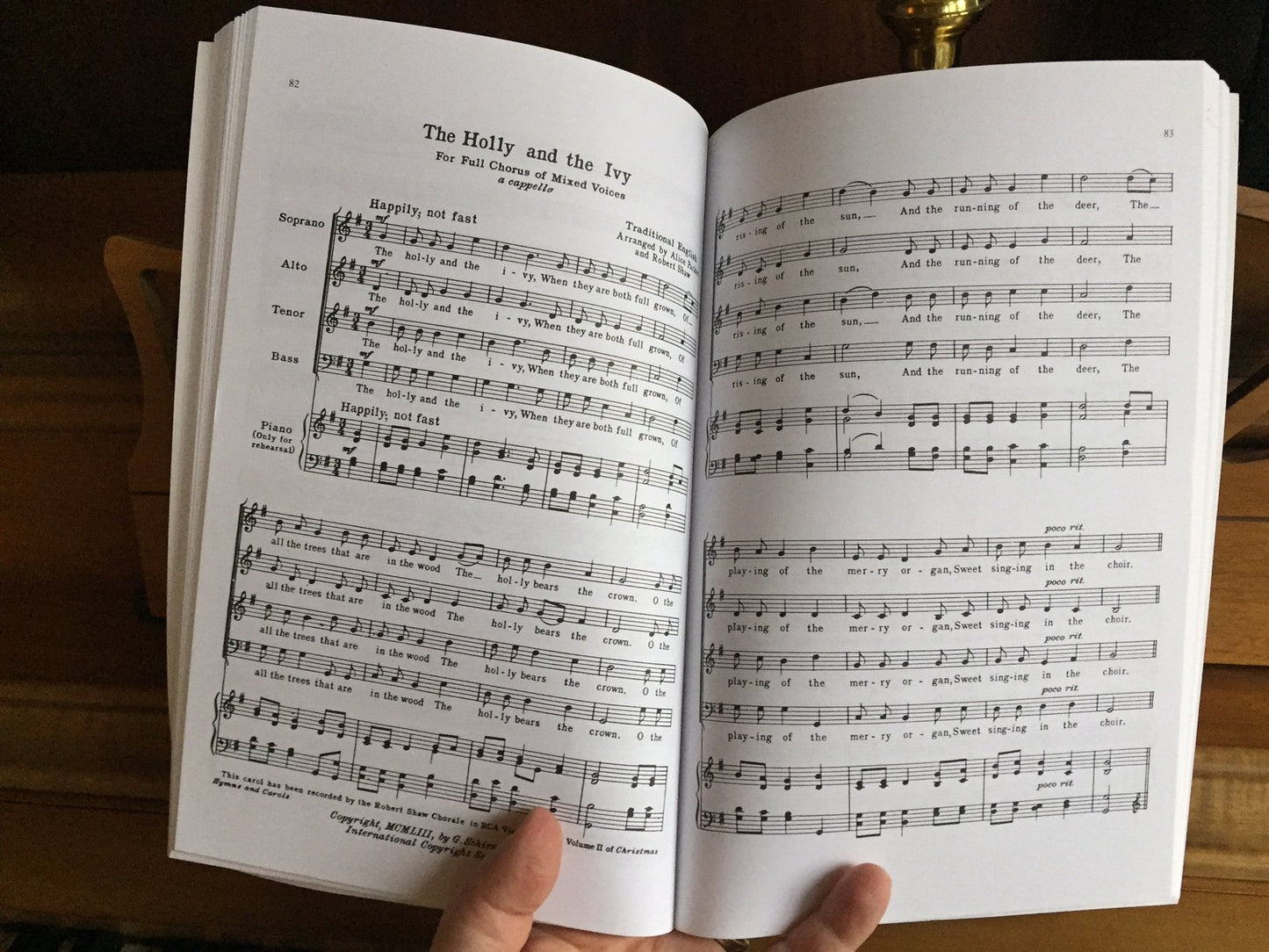 The Shaw-parker Book of Christmas Carols: Twenty-four Collected Carols for Unaccompanied Mixed Chorus