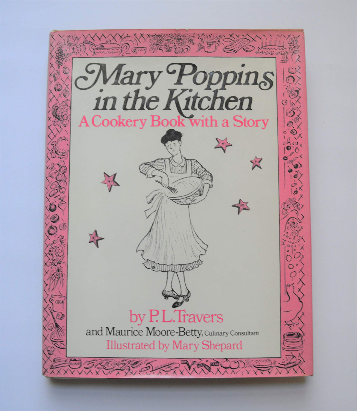 Mary Poppins in the kitchen: A cookery book with a story