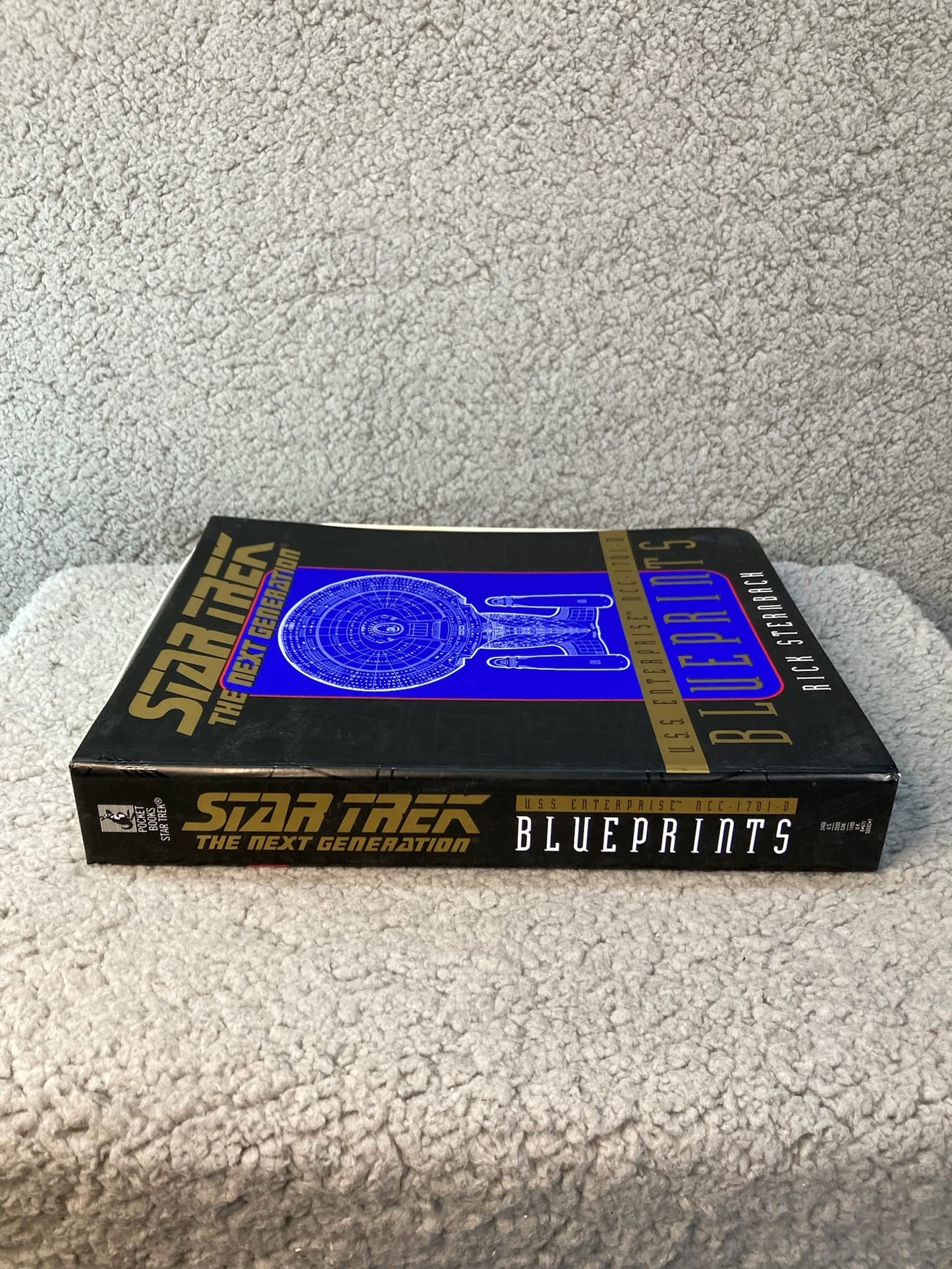 Blueprints: Star Trek: Next Generation NCC-1701-D by Sternba