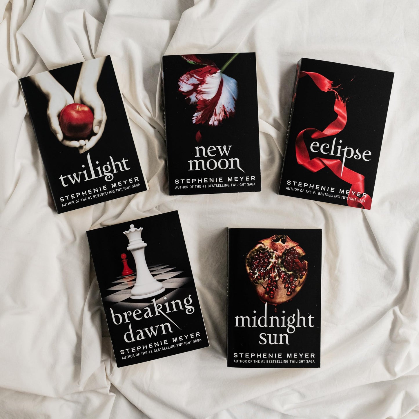 Breaking Dawn (The Twilight Saga, 4)