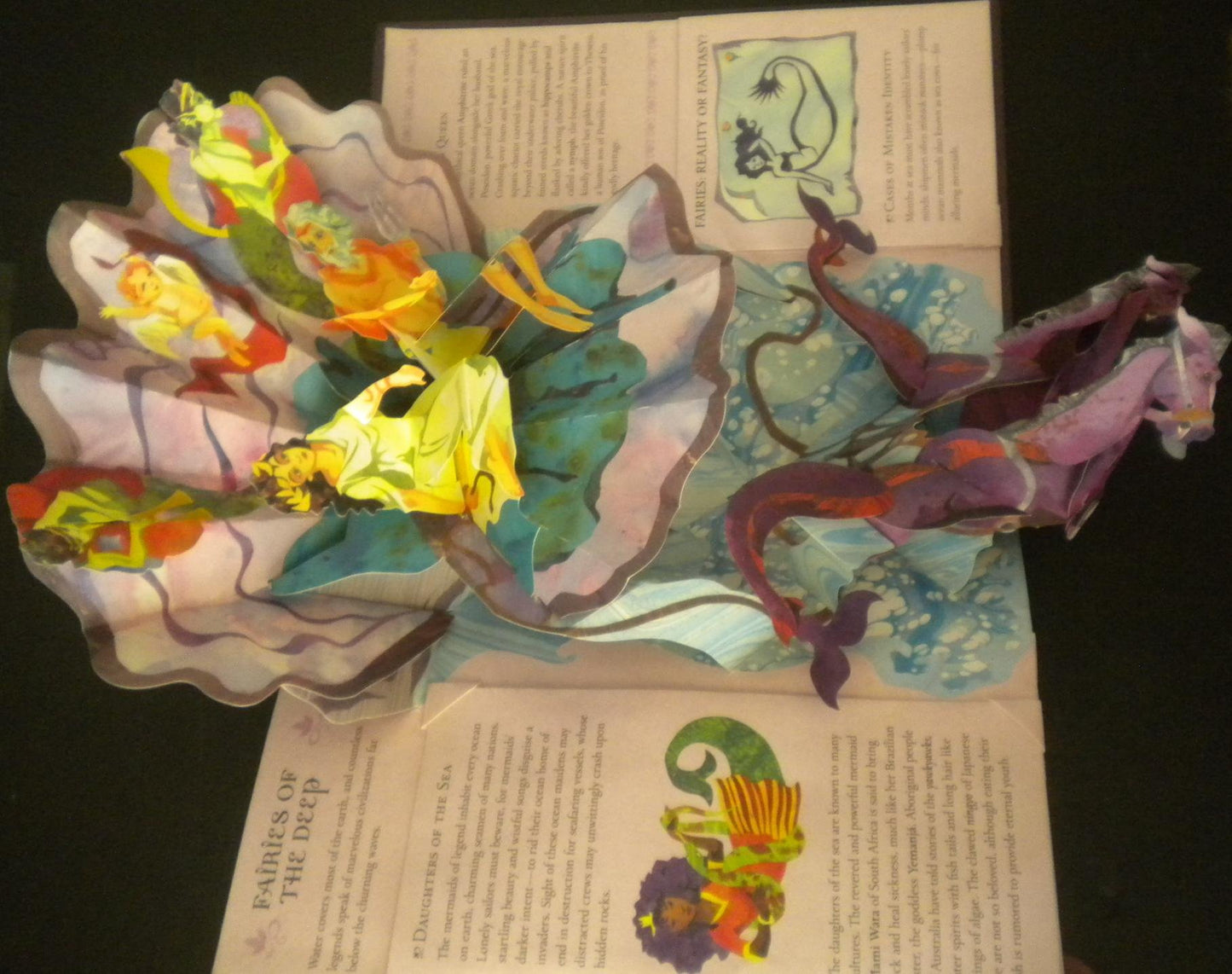 Encyclopedia Mythologica: Fairies and Magical Creatures Pop-Up