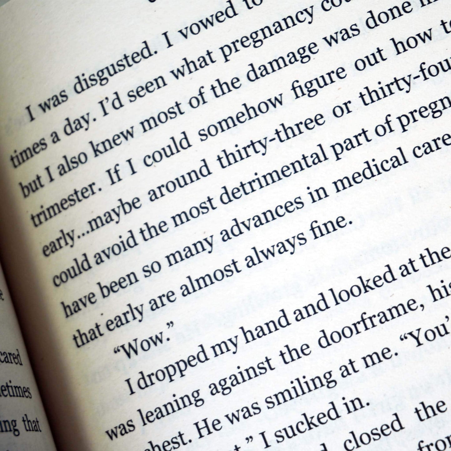 Colleen Hoover Collection 4 Books Set (It Ends With Us, Ugly Love, November 9, Verity)