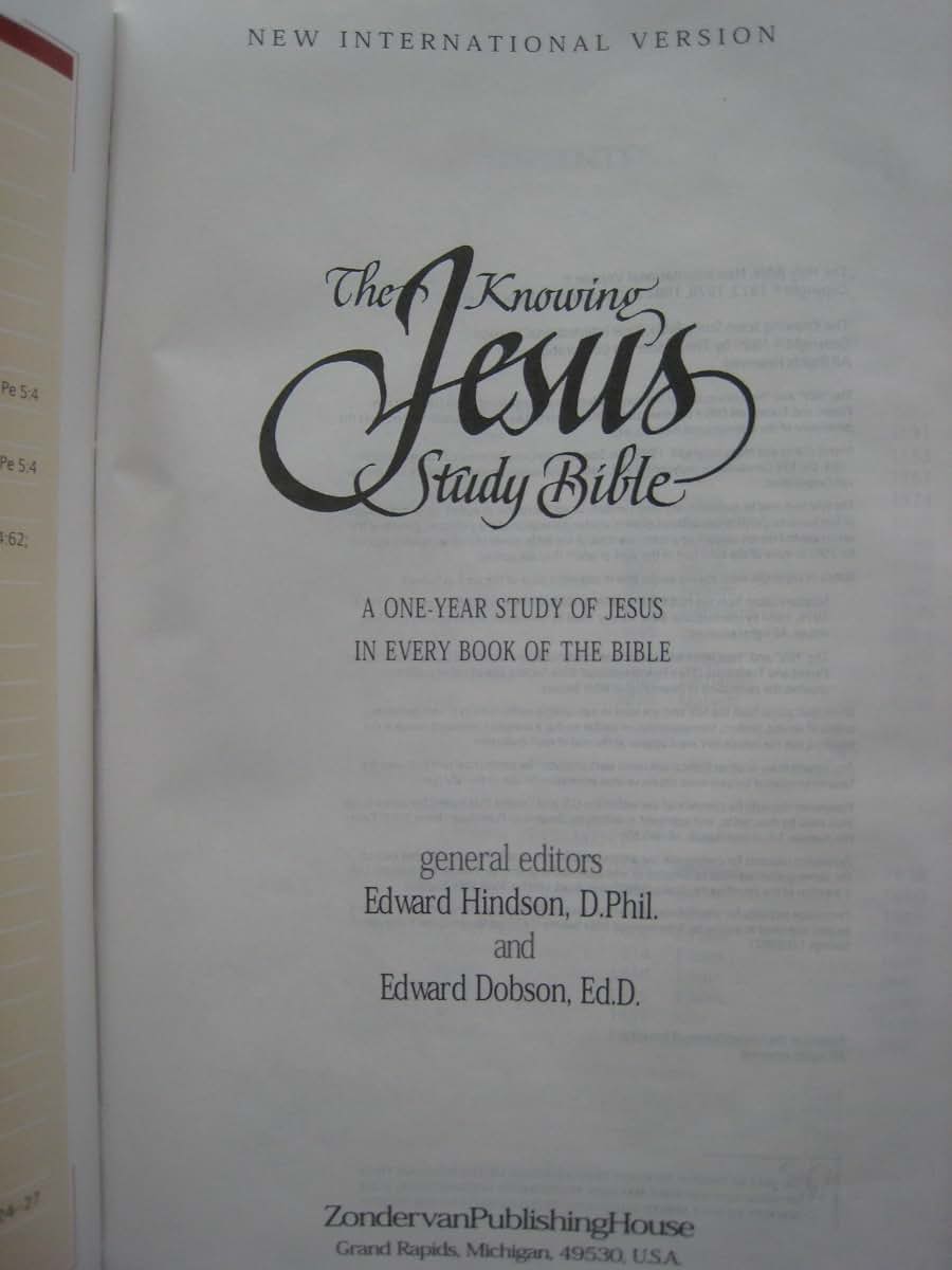 Knowing Jesus Study Bible, The by Hindson, Edward E.