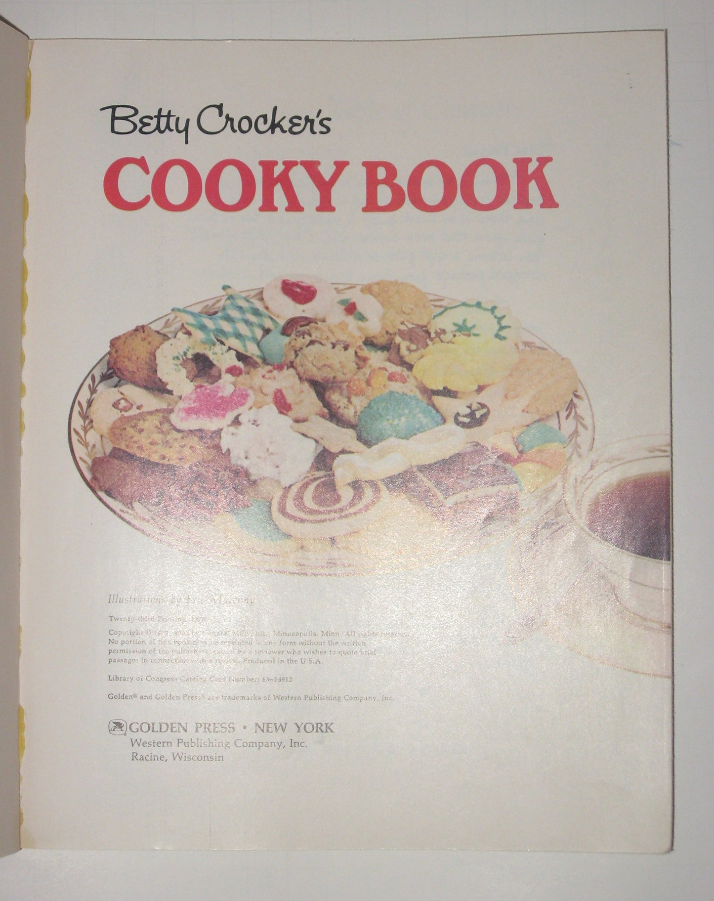 Betty Crocker's Cooky Book by Betty Crocker