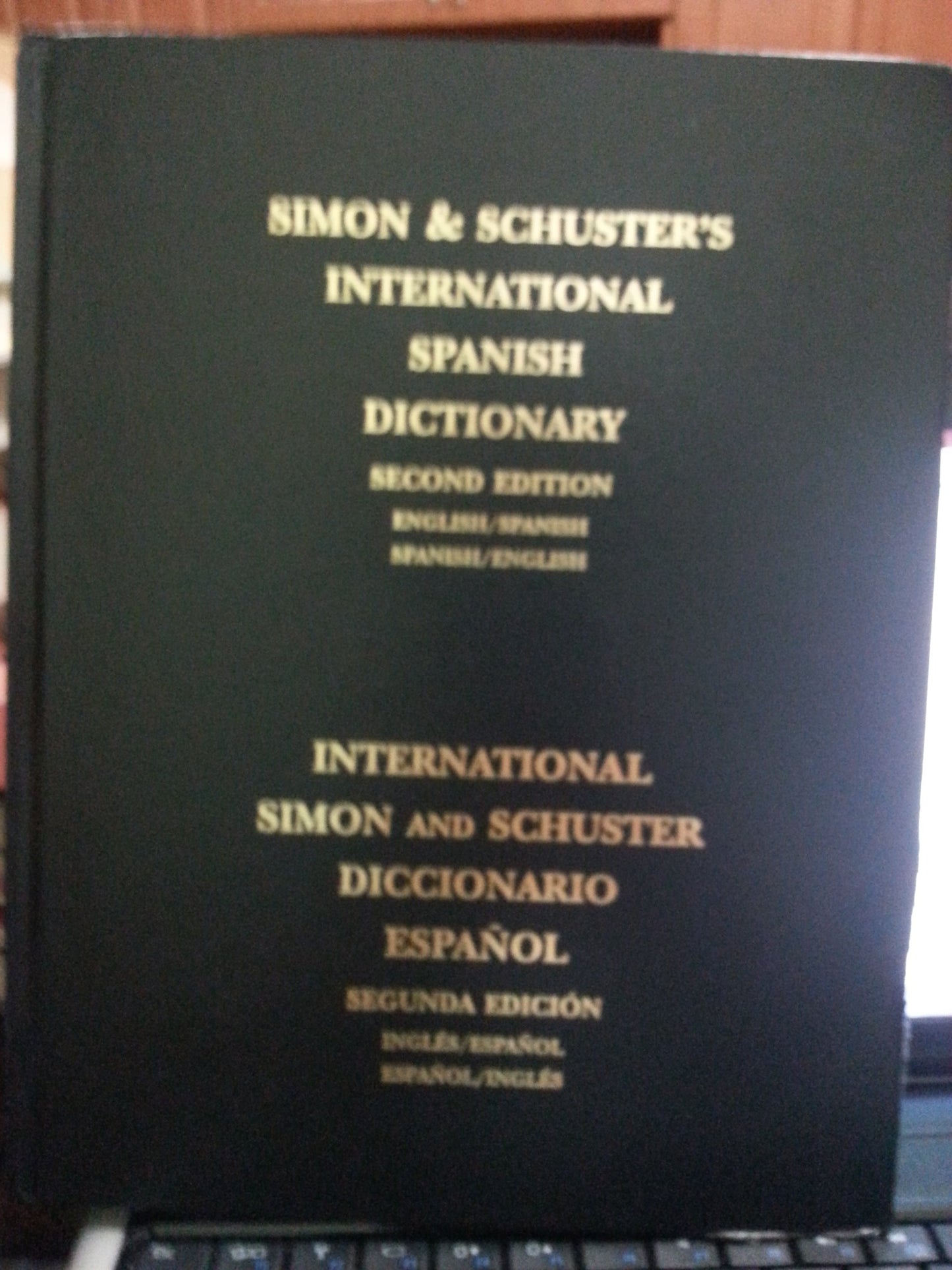 Simon & Schuster's International Spanish Dictionary by Stein