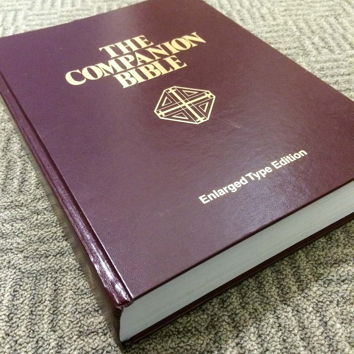 The Companion Bible: Enlarged Type Edition