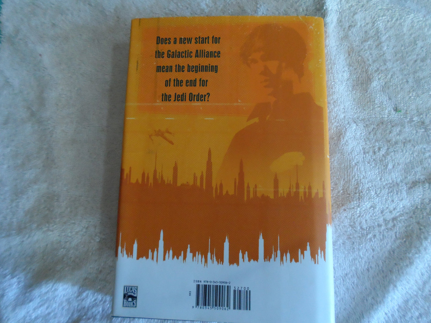 Outcast (Star Wars: Fate of the Jedi, Book 1)