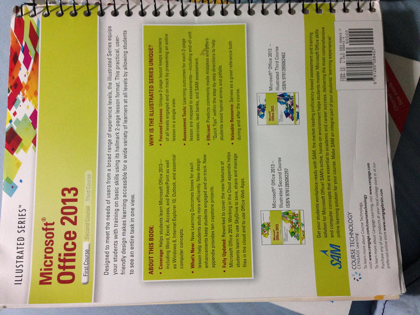 MicrosoftOffice 2013: Illustrated Introductory, First Coursem Spiral bound Version