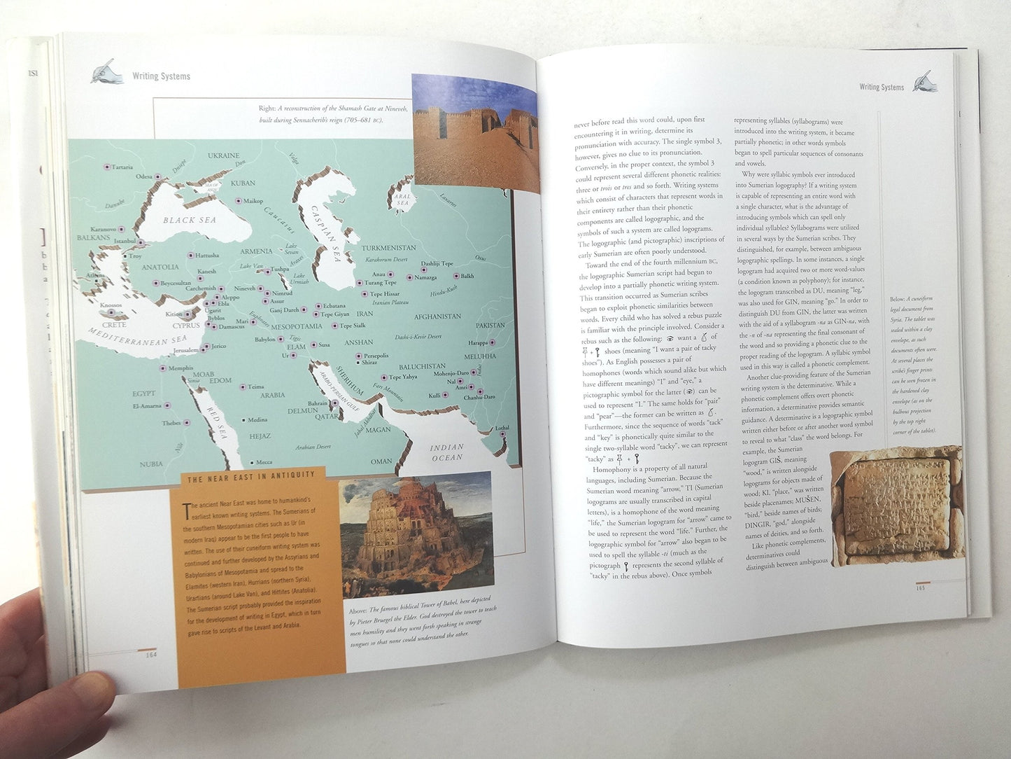 The Atlas of Languages: The Origin and Development of Languages Throughout the World (Facts on File Library of Language and Literature)**OUT OF ... Library of Language and Literature Series)