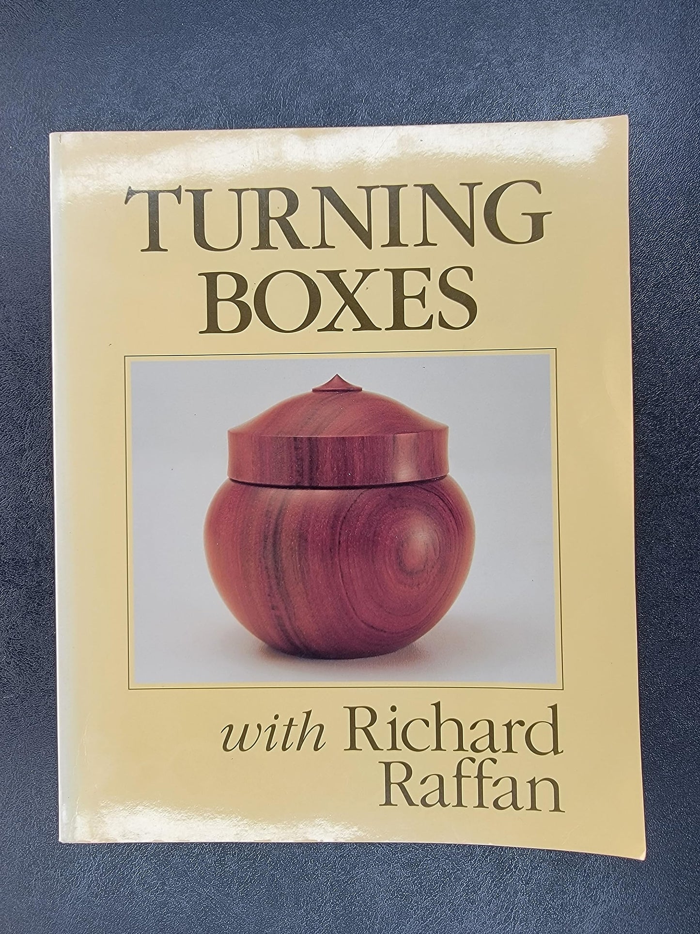 Turning Boxes: Completely Revised and Updated (Fine Woodworking DVD Workshop)