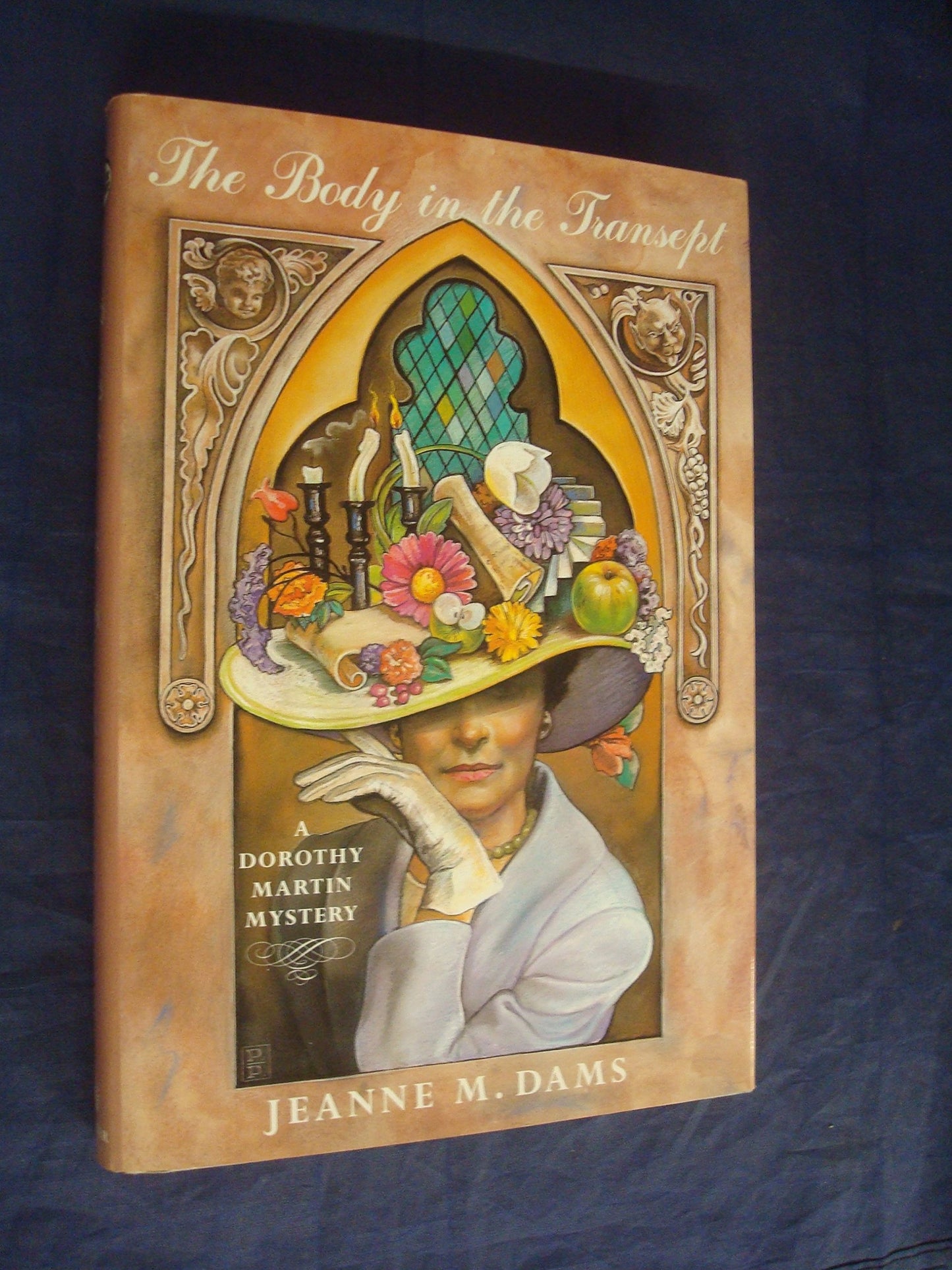 The Body in the Transept (Dorothy Martin Mysteries, No. 1)