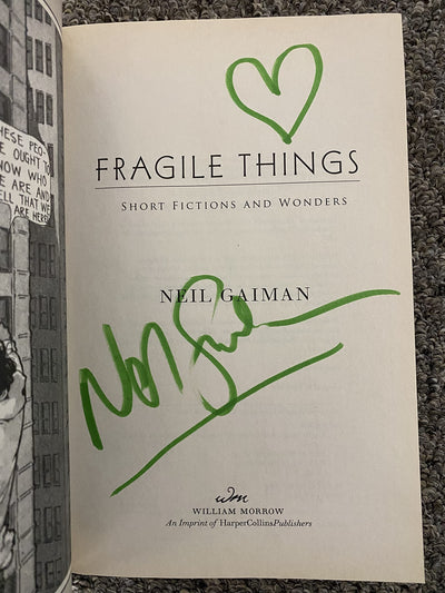 Fragile Things: Short Fictions and Wonders by Gaiman, Neil