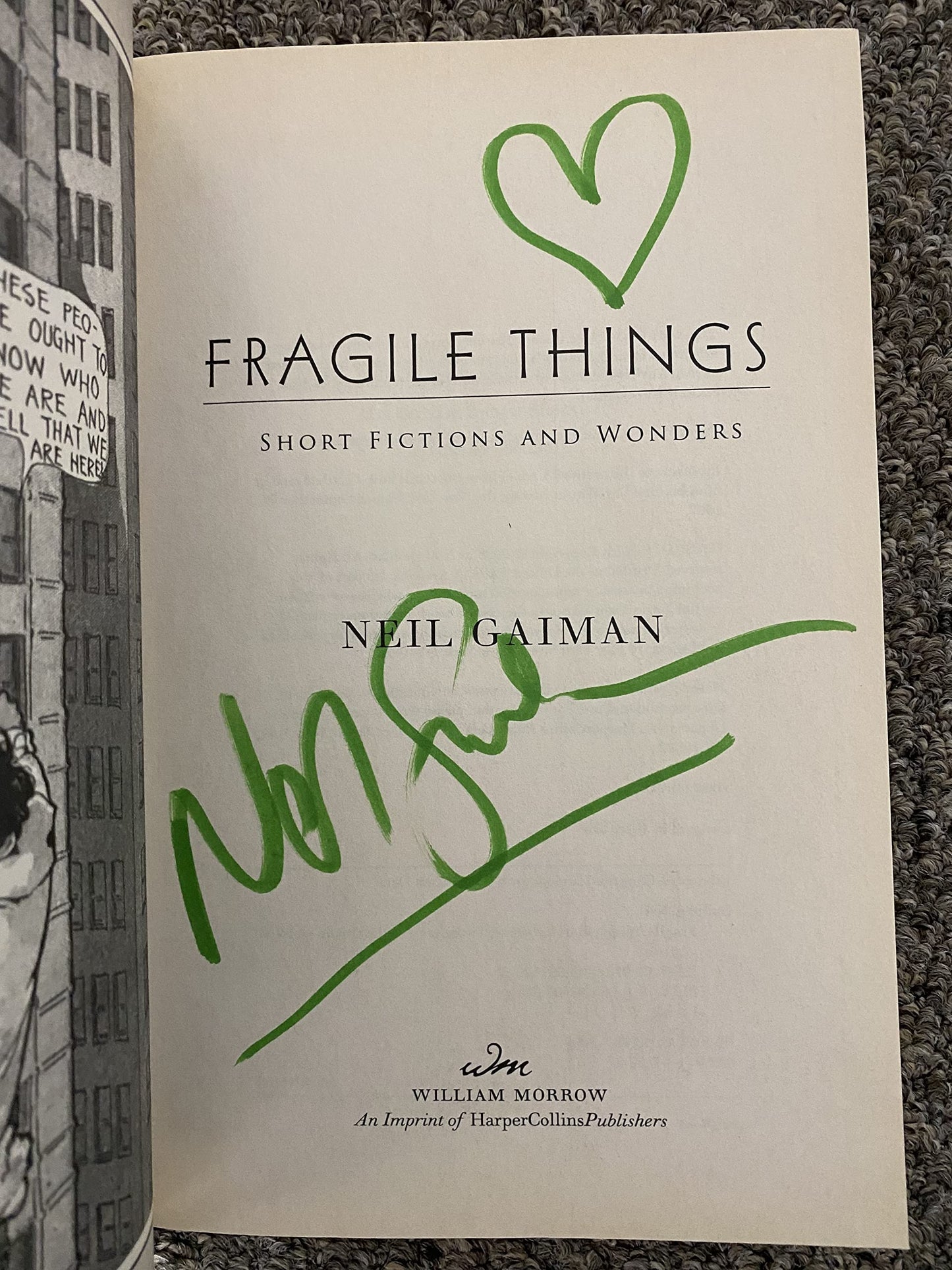 Fragile Things: Short Fictions and Wonders by Gaiman, Neil