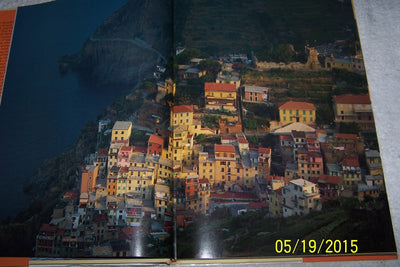 Italy, The Beautiful Cookbook: Authentic Recipes from the Re