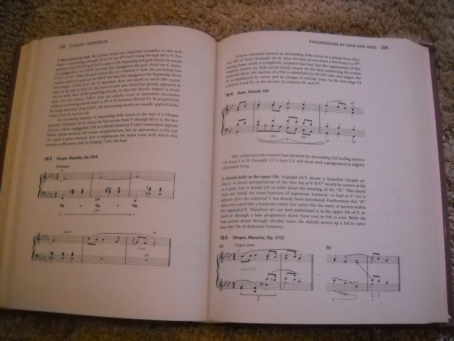 Harmony and Voice Leading (2nd Edition) by Aldwell, Edward
