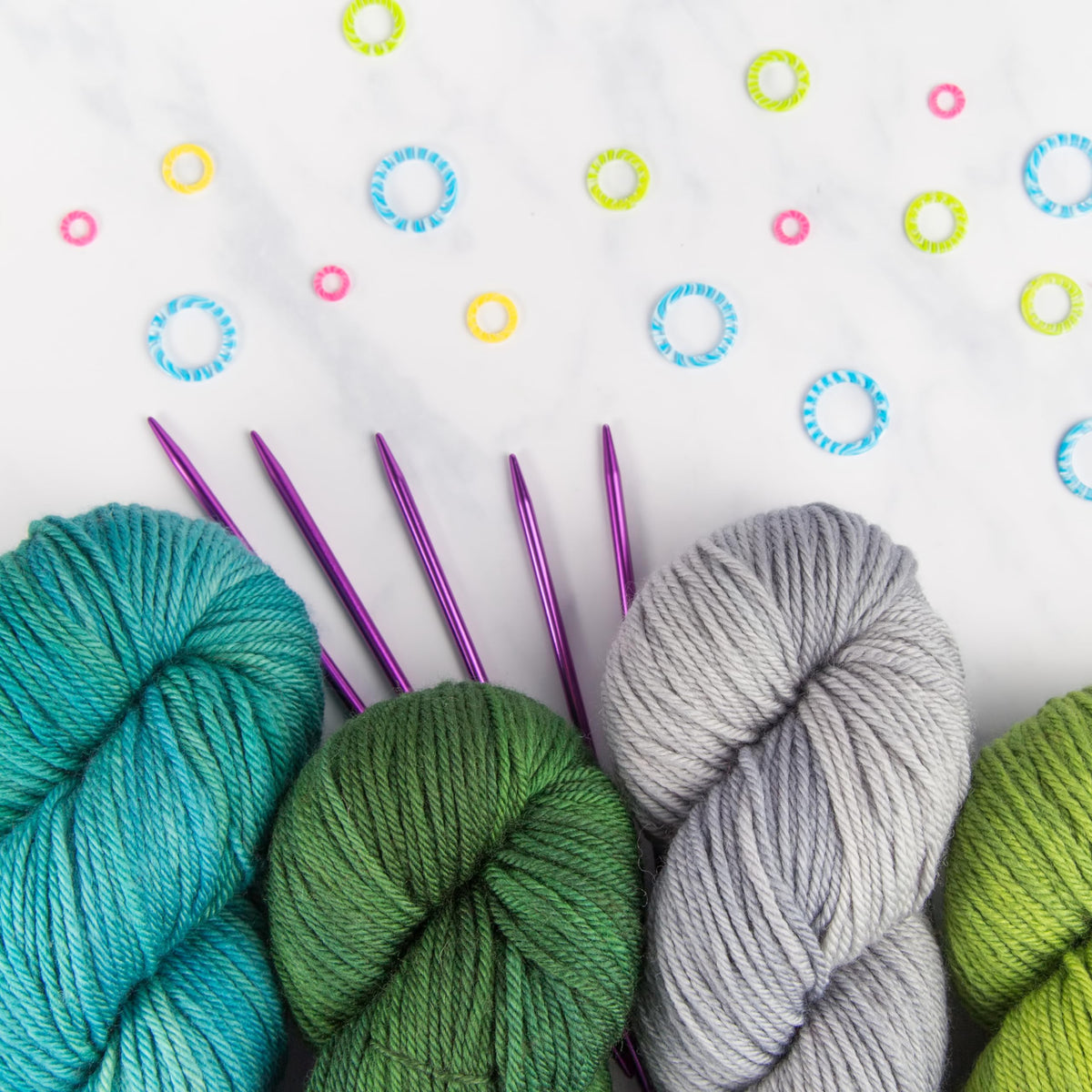 Leisure Arts Loom Knit Stitch Dictionary - Knitting Books And Patterns Loom Knit Stitch For Beginners Will Expand Your Knitting Skills With The Easy Patterns And Stitches In This Book.