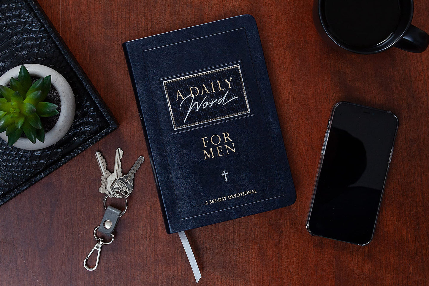 A Daily Word for Men: A 365-Day Devotional
