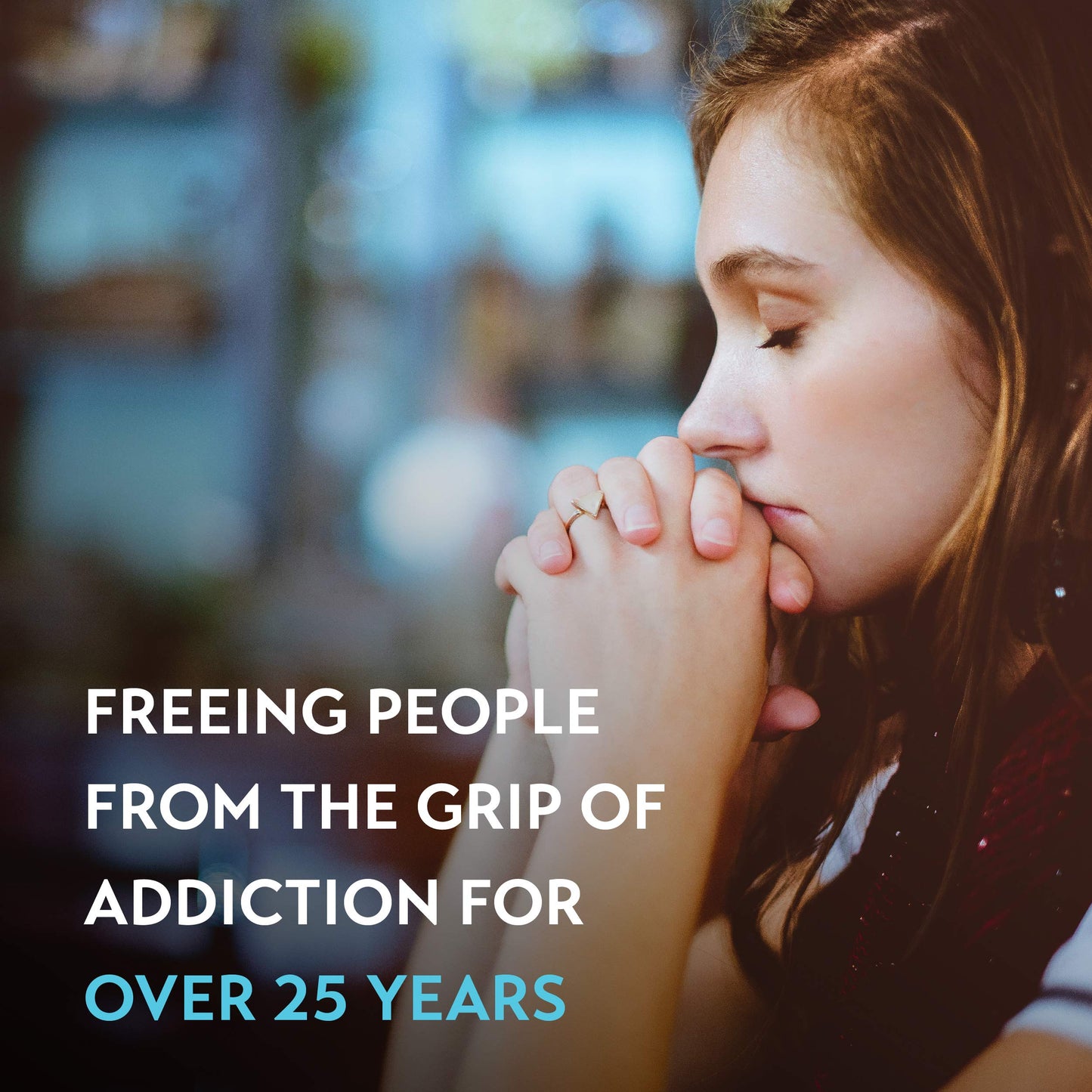 The KJV Life Recovery Bible (Hardcover): Addiction Bible Tied to 12-Steps of Recovery for Help with Drugs, Alcohol and Personal Struggles - Easy to Follow King James Version Life Recovery Guide