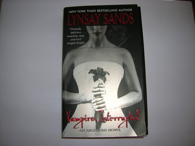 Vampire, Interrupted (Argeneau Vampires, Book 9)