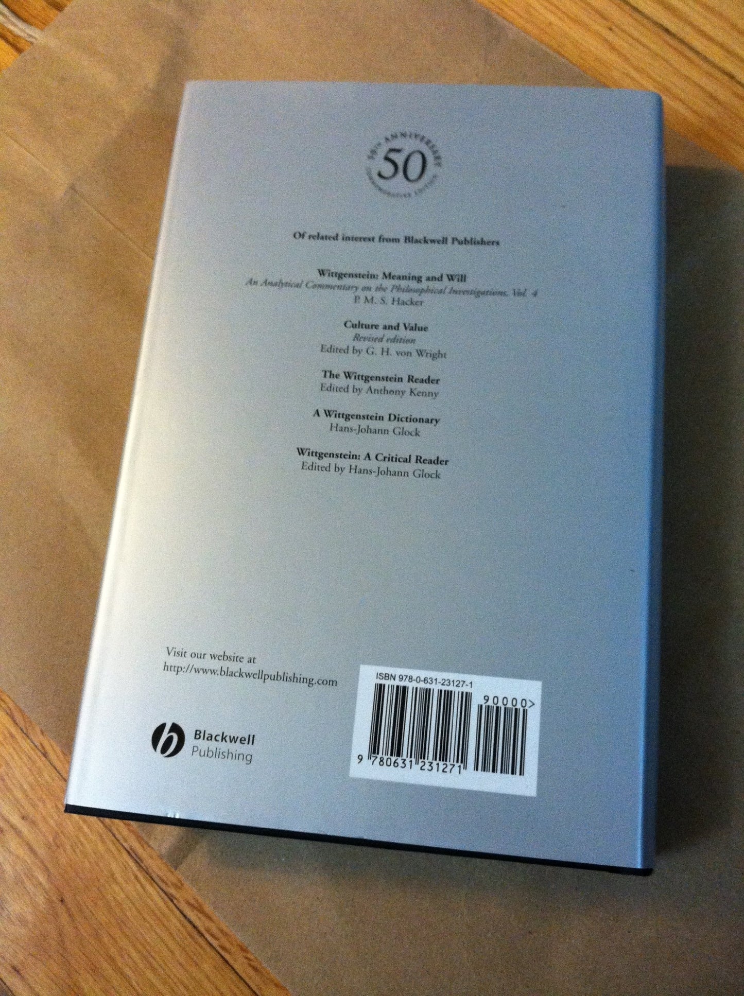 Philosophical Investigations: The German Text, with a Revised English Translation 50th Anniversary Commemorative Edition